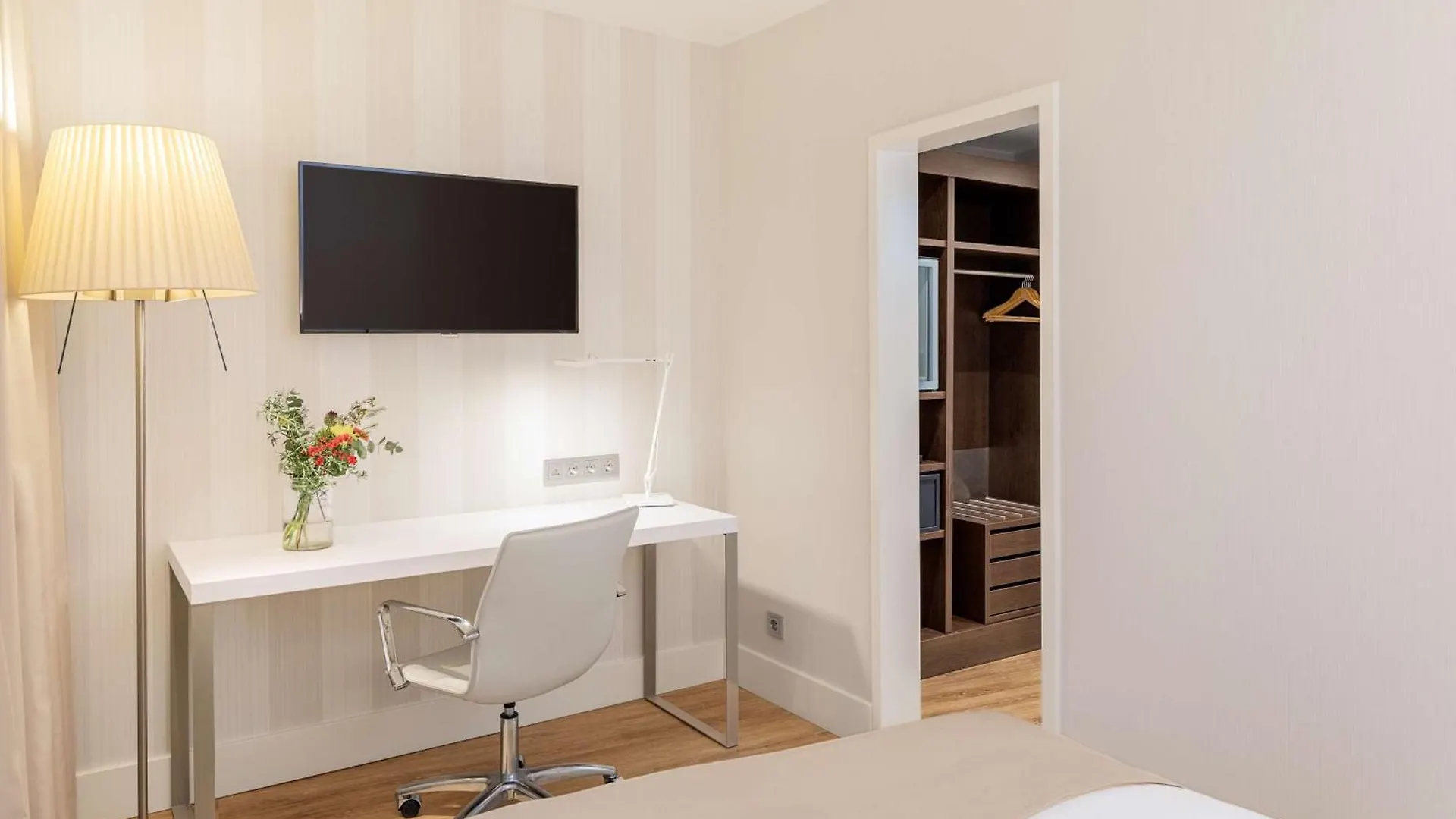 Hotel NH Hamburg Mitte