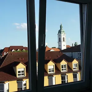 https://schwalbennest-fuerth.nuremberg-hotels.org